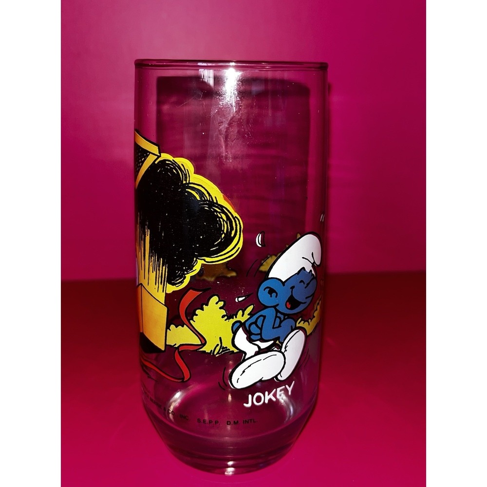 VINTAGE JOKEY SMURF COLLECTIBLE SMURFS DRINK GLASS CUP PEYO, 1982 6", 12 OZS